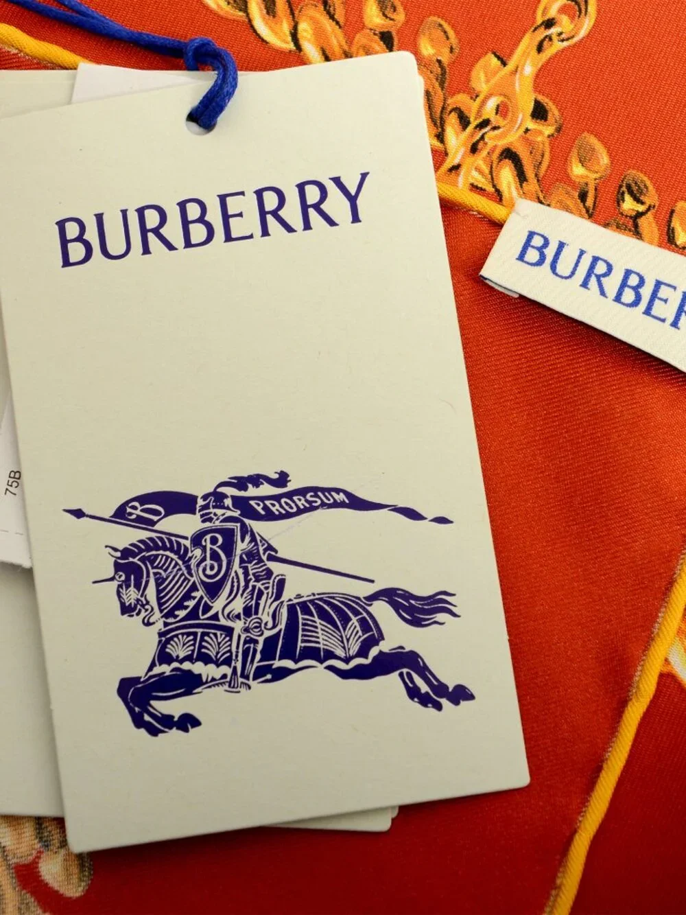 Burberry "Chain Check SLK SQ" Red & Gold Large 100% Silk Square Scarf - Picture 6 of 6